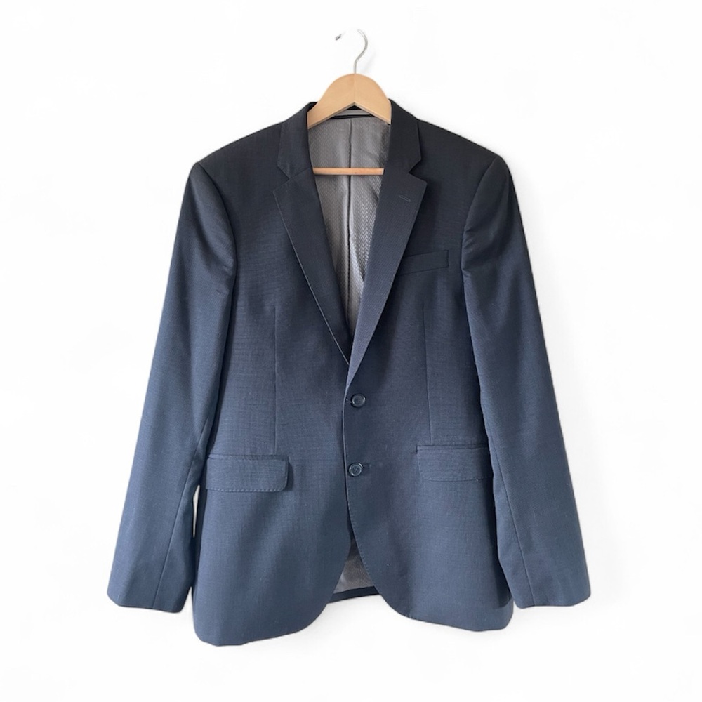 Jaeger Men’s Suit 100% Tollegno’s 1900 Wool